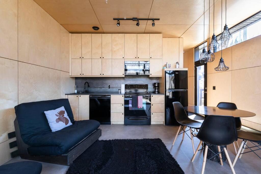 Cabin Sutton 252 - En Harmonie Avec La Nature! 빌라 외부 사진